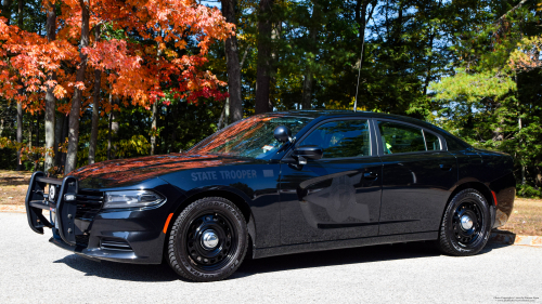 Additional photo  of New Hampshire State Police
                    Cruiser 27, a 2015-2016 Dodge Charger                     taken by Kieran Egan