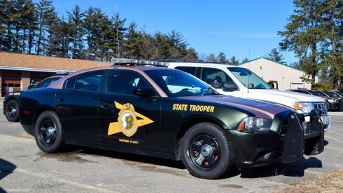 Additional photo  of New Hampshire State Police
                    Cruiser 916, a 2011-2014 Dodge Charger                     taken by Jamian Malo