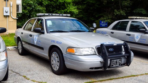 Additional photo  of Rhode Island State Police
                    Cruiser 329, a 2010 Ford Crown Victoria Police Interceptor                     taken by Kieran Egan