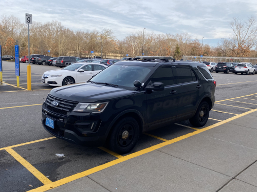Additional photo  of Warwick Police
                    Cruiser P-15, a 2019 Ford Police Interceptor Utility                     taken by @riemergencyvehicles