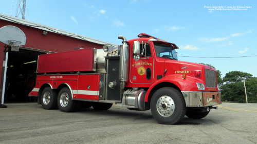 Additional photo  of Middletown Fire
                    Tanker 1, a 2004 Peterbuilt                     taken by Kieran Egan