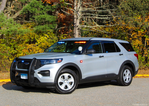 Additional photo  of Connecticut State Police
                    Cruiser 406, a 2020 Ford Police Interceptor Utility Hybrid                     taken by Kieran Egan