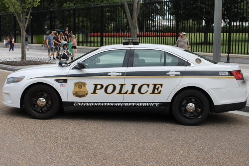 Additional photo  of United States Secret Service
                    Cruiser 0520, a 2013-2019 Ford Police Interceptor Sedan                     taken by @riemergencyvehicles