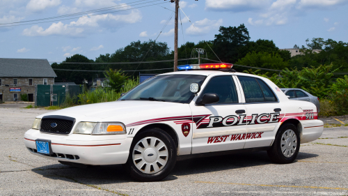 Additional photo  of West Warwick Police
                    Car 11, a 2009-2011 Ford Crown Victoria Police Interceptor                     taken by Kieran Egan