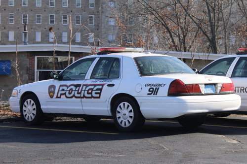 Additional photo  of West Warwick Police
                    Car 5, a 2009 Ford Crown Victoria Police Interceptor                     taken by Kieran Egan