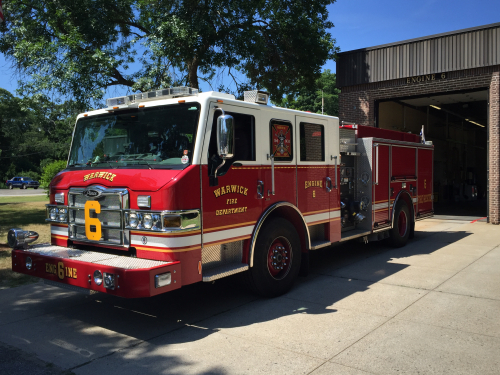 Additional photo  of Warwick Fire
                    Engine 6, a 2012 Pierce Velocity                     taken by Kieran Egan