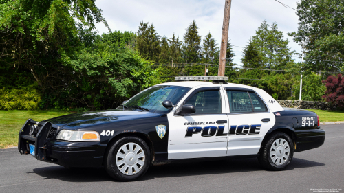 Additional photo  of Cumberland Police
                    Cruiser 401, a 2009-2011 Ford Crown Victoria Police Interceptor                     taken by Kieran Egan