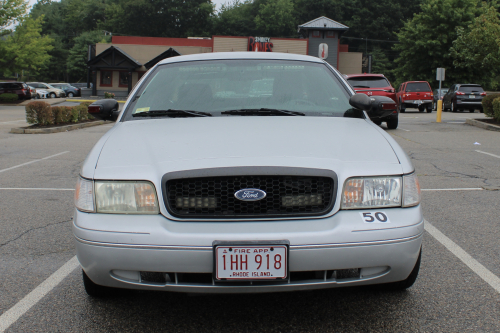 Additional photo  of Warwick Fire
                    Car 50, a 2011 Ford Crown Victoria Police Interceptor                     taken by @riemergencyvehicles