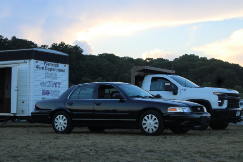 Additional photo  of Warwick Fire
                    Car 32, a 2009-2011 Ford Crown Victoria Police Interceptor                     taken by @riemergencyvehicles