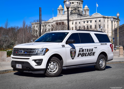 Additional photo  of Amtrak Police
                    Cruiser 120, a 2018-2021 Ford Expedition Max                     taken by Kieran Egan