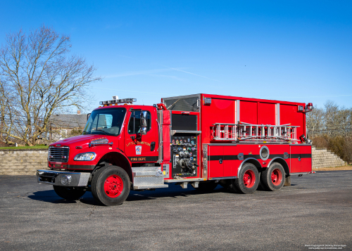 Additional photo  of Little Compton Fire
                    Tanker 1, a 2015 Freightliner                     taken by Kieran Egan