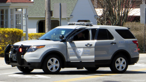Additional photo  of Rhode Island State Police
                    Cruiser 19, a 2013-2015 Ford Police Interceptor Utility                     taken by Kieran Egan
