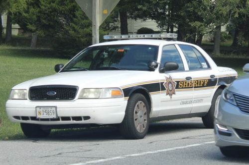 Additional photo  of Charles County Sheriff
                    Cruiser 735, a 2011 Ford Crown Victoria Police Interceptor                     taken by @riemergencyvehicles