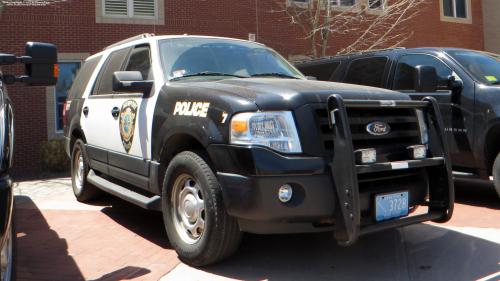 Additional photo  of Newport Police
                    Car 7, a 2011 Ford Expedition                     taken by Kieran Egan