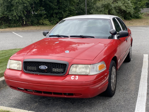 Additional photo  of Warwick Fire
                    Car 3, a 2003-2004 Ford Crown Victoria Police Interceptor                     taken by @riemergencyvehicles