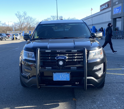 Additional photo  of Warwick Police
                    Cruiser S-2, a 2017 Ford Police Interceptor Utility                     taken by @riemergencyvehicles