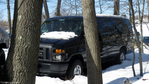 Additional photo  of East Providence Police
                    Honor Guard Van, a 2008-2013 Ford E-Series                     taken by Kieran Egan