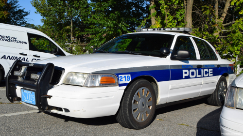 Additional photo  of North Kingstown Police
                    Cruiser 219, a 2011 Ford Crown Victoria Police Interceptor                     taken by Kieran Egan