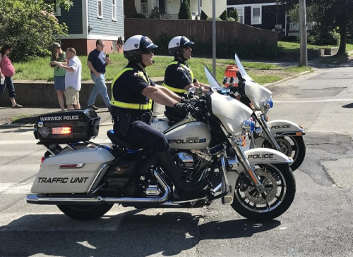 Additional photo  of Warwick Police
                    Motorcycle 1, a 2010-2015 Harley-Davidson Electra Glide                     taken by @riemergencyvehicles