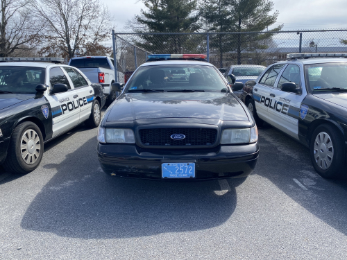 Additional photo  of Warwick Police
                    Cruiser R-76, a 2009-2011 Ford Crown Victoria Police Interceptor                     taken by Kieran Egan