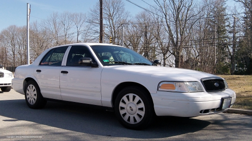 Additional photo  of Portsmouth Police
                    Cruiser 214, a 2007 Ford Crown Victoria Police Interceptor                     taken by Kieran Egan