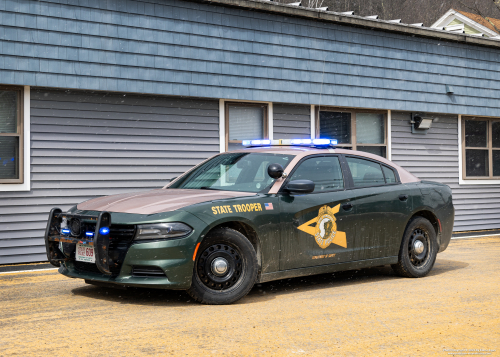 Additional photo  of New Hampshire State Police
                    Cruiser 609, a 2015-2016 Dodge Charger                     taken by Kieran Egan