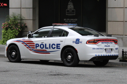 Additional photo  of Metropolitan Police Department of the District of Columbia
                    Cruiser 1617, a 2021 Dodge Charger                     taken by @riemergencyvehicles