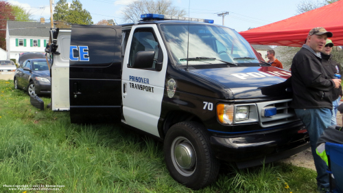 Additional photo  of Norton Police
                    Cruiser 70, a 2001 Ford E-350                     taken by Kieran Egan