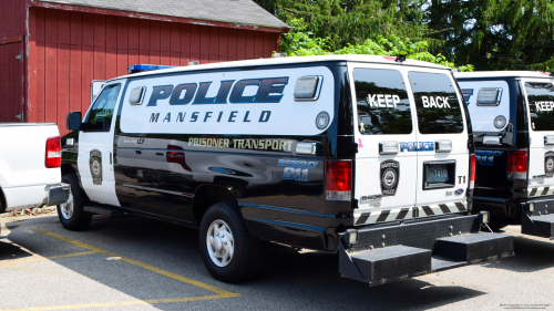 Additional photo  of Mansfield Police
                    Transport 1, a 2011 Ford E-350                     taken by Kieran Egan