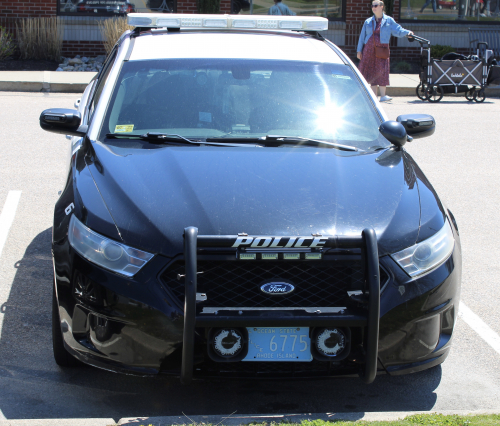 Additional photo  of Portsmouth Police
                    Cruiser 6775, a 2016 Ford Police Interceptor Sedan                     taken by @riemergencyvehicles