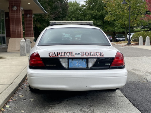 Additional photo  of Rhode Island Capitol Police
                    Cruiser 3917, a 2011 Ford Crown Victoria Police Interceptor                     taken by @riemergencyvehicles