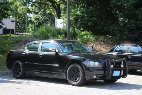 Additional photo  of Warwick Police
                    Unmarked Unit, a 2009 Dodge Charger                     taken by @riemergencyvehicles