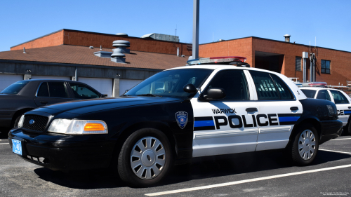 Additional photo  of Warwick Police
                    Cruiser P-3, a 2011 Ford Crown Victoria Police Interceptor                     taken by @riemergencyvehicles