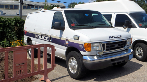 Additional photo  of Newport Police
                    Wagon 16, a 2007 Ford E-350                     taken by Kieran Egan