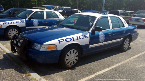 Additional photo  of Barnstable Police
                    E-235, a 2009-2011 Ford Crown Victoria Police Interceptor                     taken by Kieran Egan