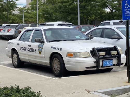 Additional photo  of Providence Police
                    Cruiser 1200, a 2003-2004 Ford Crown Victoria Police Interceptor                     taken by Kieran Egan
