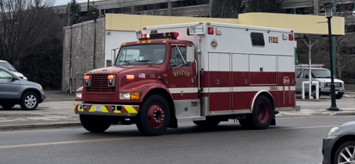 Additional photo  of Warwick Fire
                    Special Hazards 2, a 1996 International 4700/Marque                     taken by Kieran Egan