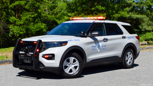 Additional photo  of Rhode Island State Police
                    Cruiser 21, a 2020 Ford Police Interceptor Utility                     taken by Kieran Egan