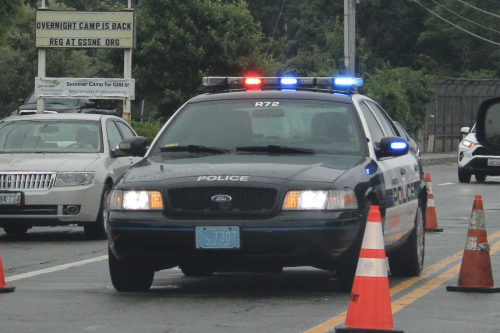 Additional photo  of Warwick Police
                    Cruiser R-72, a 2009-2011 Ford Crown Victoria Police Interceptor                     taken by Kieran Egan
