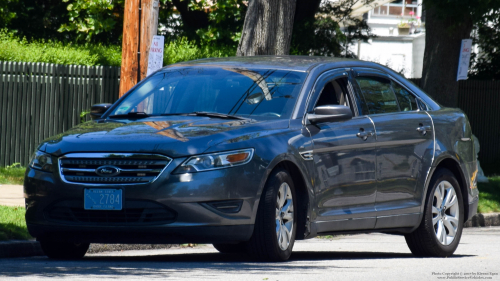 Additional photo  of Bristol Police
                    Cruiser 2784, a 2012 Ford Taurus                     taken by Kieran Egan