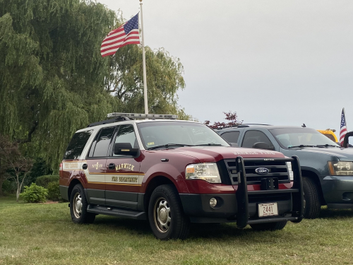 Additional photo  of Warwick Fire
                    Battalion 1, a 2013 Ford Expedition                     taken by Kieran Egan