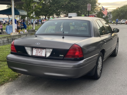 Additional photo  of Warwick Fire
                    Car 3, a 2009-2011 Ford Crown Victoria Police Interceptor                     taken by @riemergencyvehicles