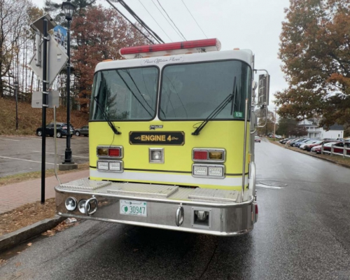 Additional photo  of Antique Fire Apparatus in New Hampshire
                    Tenney Mountain Engine 4, a 1995 Spartan                     taken by Erik Gooding