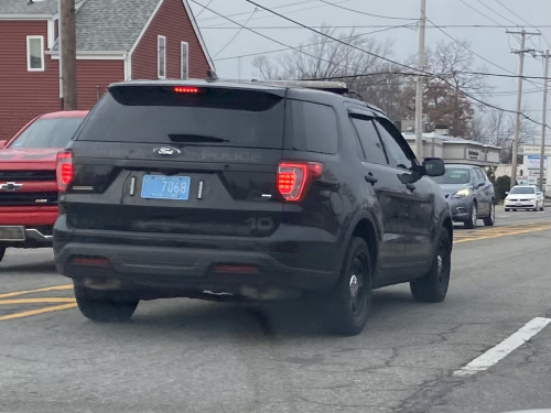 Additional photo  of Warwick Police
                    Cruiser P-10, a 2019 Ford Police Interceptor Utility                     taken by Kieran Egan