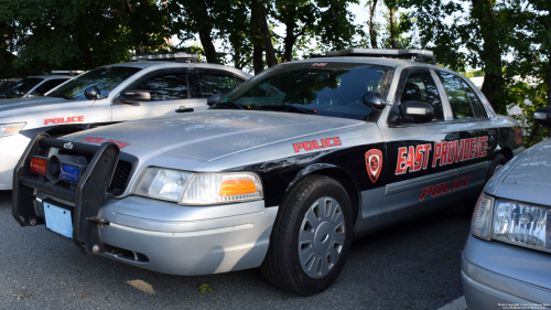 Additional photo  of East Providence Police
                    Car 24, a 2011 Ford Crown Victoria Police Interceptor                     taken by Kieran Egan