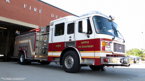 Additional photo  of Warwick Fire
                    Engine 1, a 2007 American LaFrance Eagle                     taken by Kieran Egan