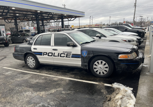 Additional photo  of Warwick Police
                    Cruiser R-72, a 2009-2011 Ford Crown Victoria Police Interceptor                     taken by Kieran Egan