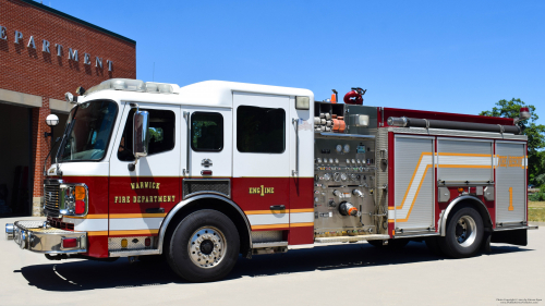 Additional photo  of Warwick Fire
                    Engine 1, a 2007 American LaFrance Eagle                     taken by Kieran Egan