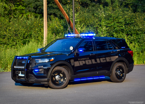Additional photo  of Plainville Police
                    Cruiser 310, a 2021 Ford Police Interceptor Utility                     taken by Kieran Egan