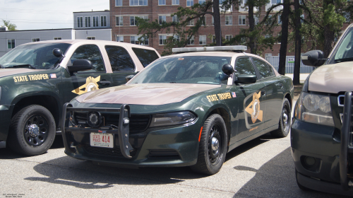 Additional photo  of New Hampshire State Police
                    Cruiser 414, a 2015 Dodge Charger                     taken by Kieran Egan